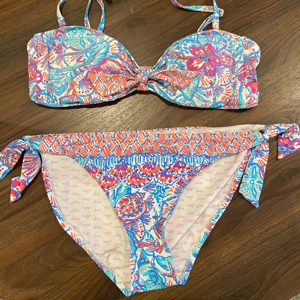 EUC Lilly Pulitzer swimsuit set - M bottom / L top